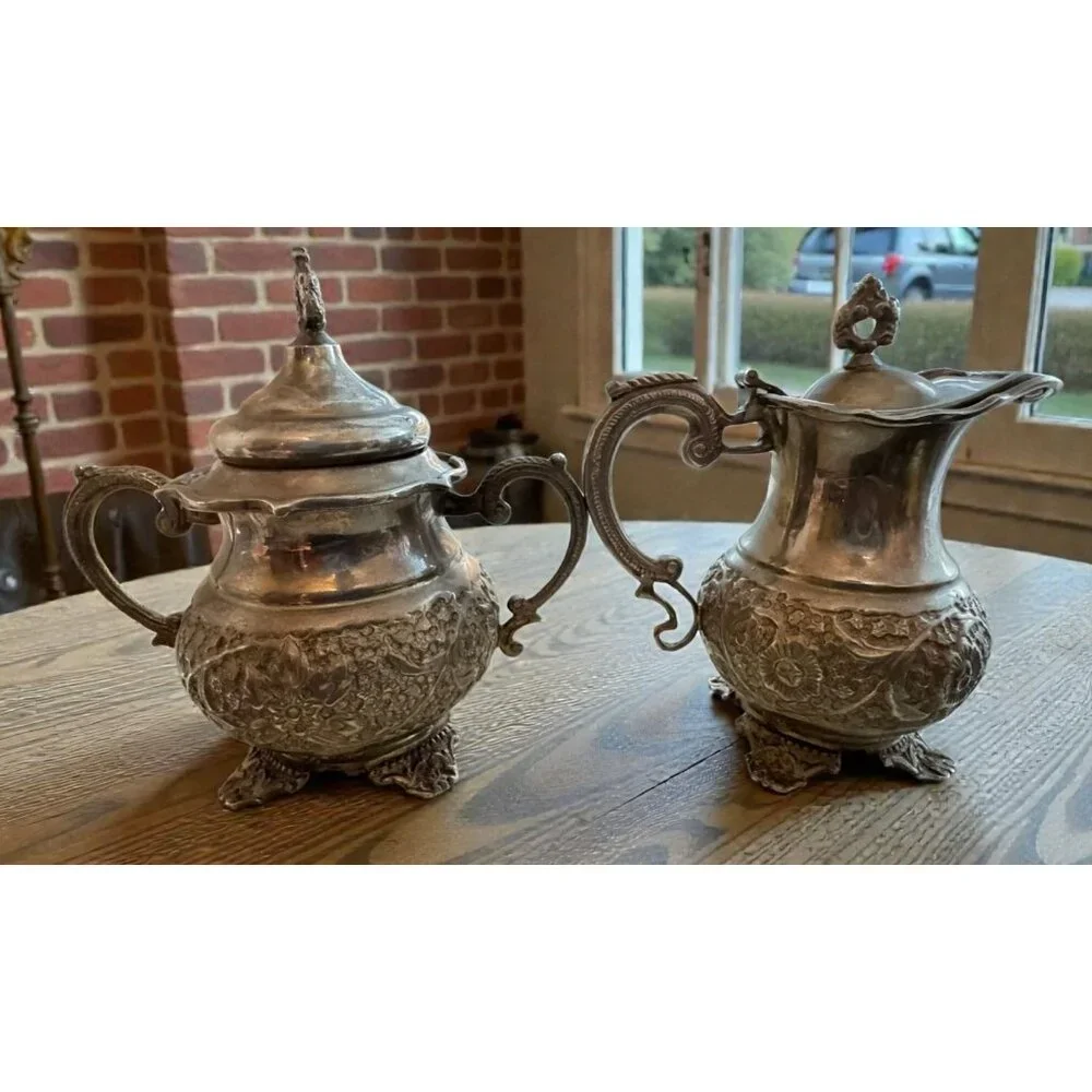 Vintage Silver Plated Creamer & Sugar Bowl Set With Ornate Handles And Feet - Picture 4 of 13